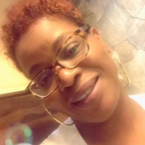 Meet your Posher, Adriana